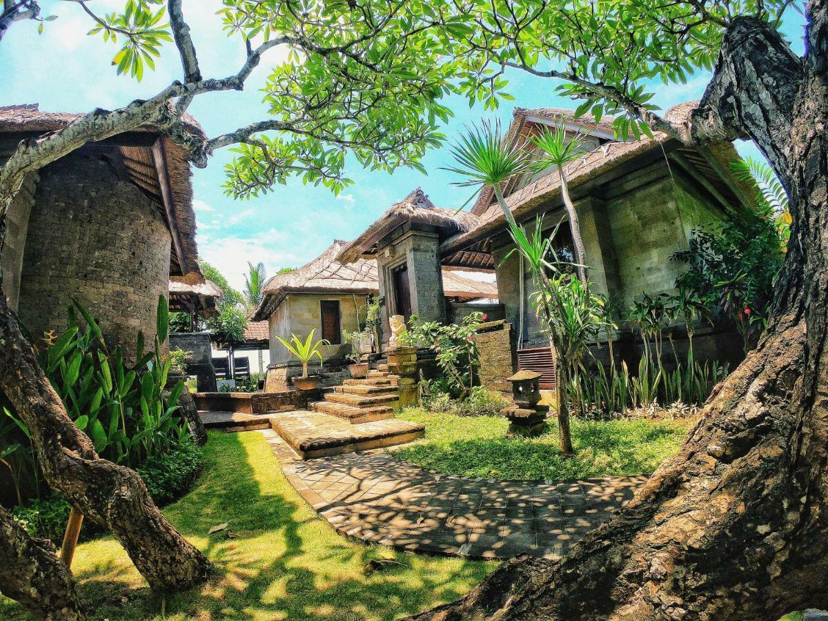โรงแรมแกรนด์ บาหลีซานิ สวีทส์ เกอโรโบกัน ภายนอก รูปภาพ